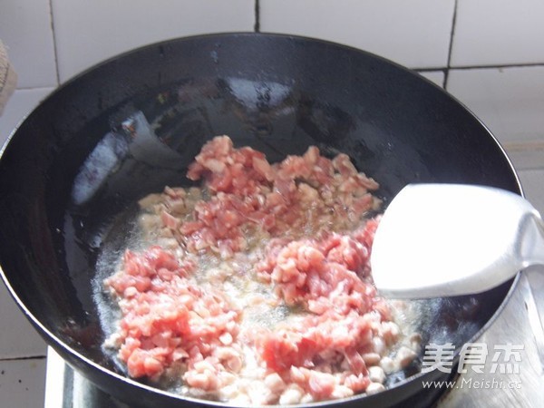 Meat Sauce Dry Noodles recipe