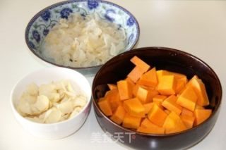 Pumpkin Tremella Lily Soup recipe