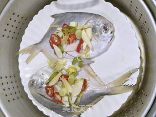 Steamed Pomfret recipe