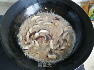 Minced Meat and Mushroom Custard recipe
