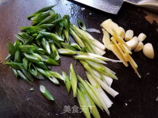 Braised Golden Pomfret with Tofu recipe