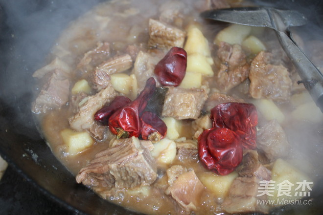 Stewed Beef Brisket with Potatoes recipe