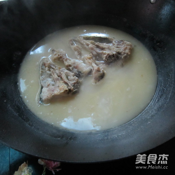 Fish Head Stewed Noodles recipe