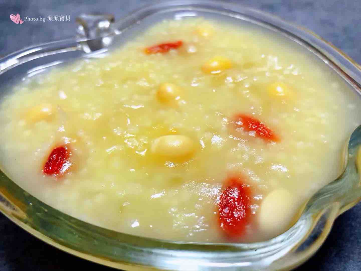 Tremella, Soybean, Wolfberry Millet Congee recipe