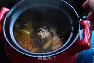 Astragalus Hericium and Chicken Soup recipe