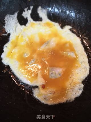 Scrambled Eggs with Onions and Tomatoes recipe