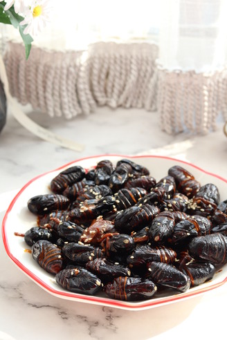 Nutritious and Delicious Oyster Sauce Silkworm Pupae, Delicious and Easy to Make