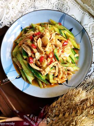 Shredded Chicken with Cucumber recipe