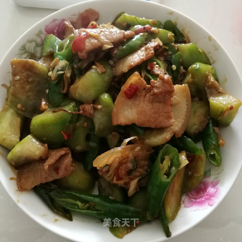 Loofah Stir-fried Pork Slices recipe