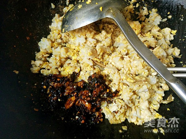 Fried Rice with Seafood and Egg recipe