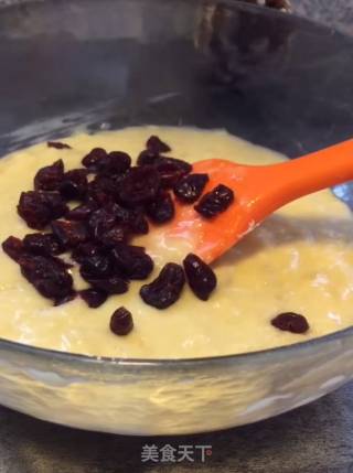 Cranberry Banana Muffin Cups recipe