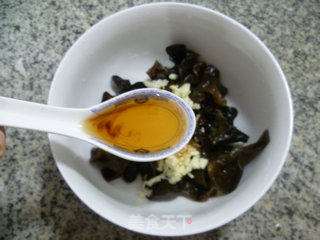 Black Fungus with Minced Garlic recipe