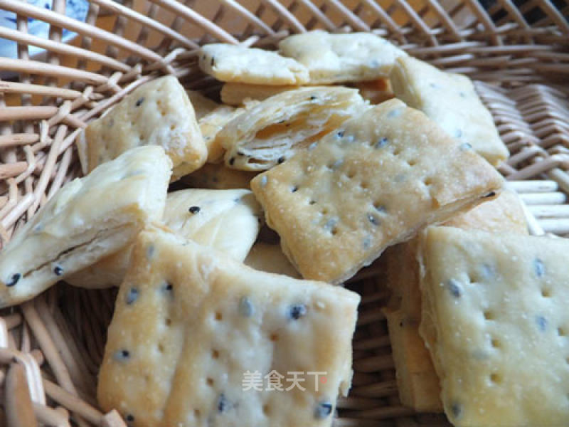Snacks for Diabetics-sugar-free and Oil-free Sesame Soda Biscuits recipe