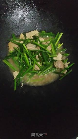 Stir-fried Pork with Chives recipe
