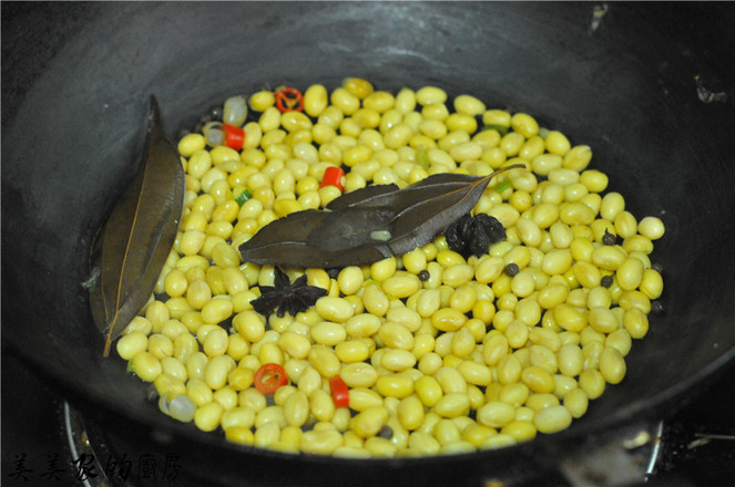 Chop Chili and Mix Soybeans recipe