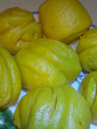 Sweet Golden Melon Mantou Hanamaki recipe