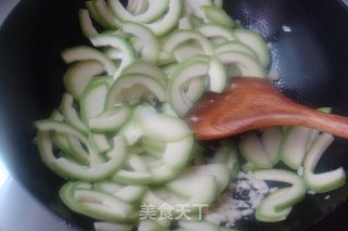 Sterilization and Antihypertensive Health Vegetables-[garlic Zucchini] recipe