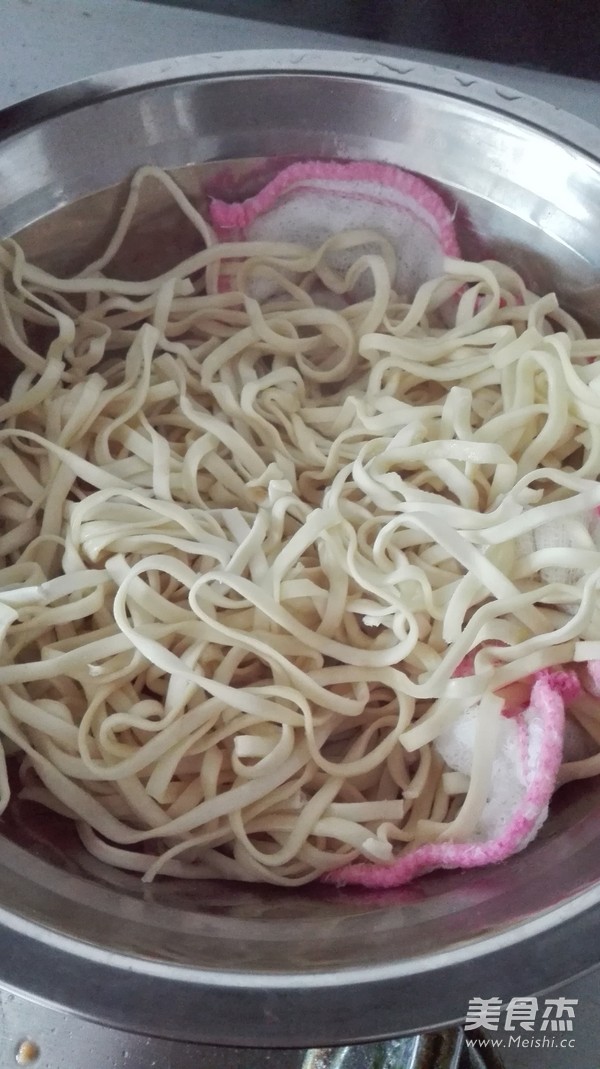 Steamed Lo Noodles recipe