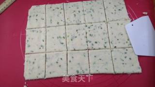 Chive Soda Crackers recipe