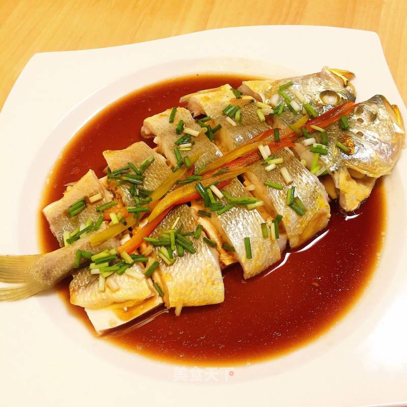 Steamed Yellow Croaker with Tofu recipe