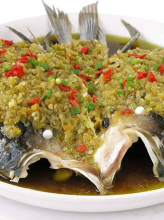 Two Steps to Make Authentic Fish Head with Sauce and Pepper! recipe