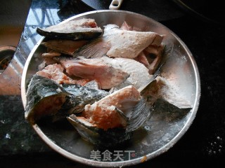 Pan-fried Salmon Head recipe