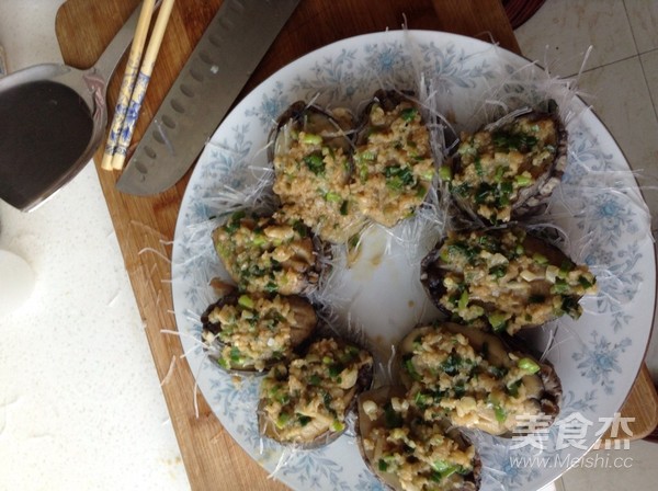 Steamed Abalone with Garlic Vermicelli recipe