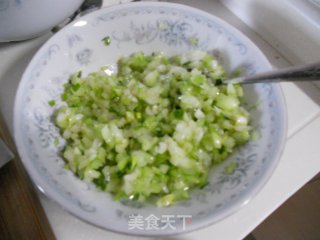 Cabbage Stem Fresh Pork Bun recipe