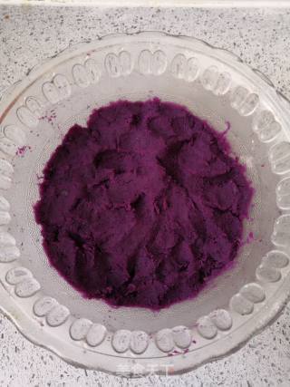 Coconut and Purple Sweet Potato Roll recipe