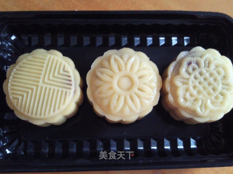 The Temptation of Snowy--the Deliciousness of Moon Cakes recipe