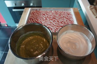 [my Baking Time] Careful Machine for Loving Beautiful Zebras---red and Green Zebra Pattern Cake Rolls recipe