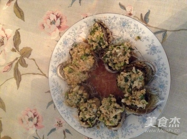 Steamed Abalone with Garlic Vermicelli recipe