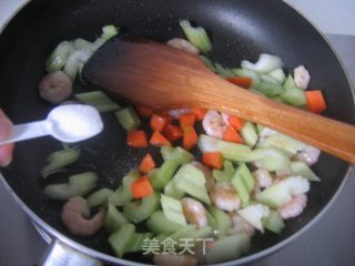 Fried Shrimp with Celery and Cashew Nuts recipe