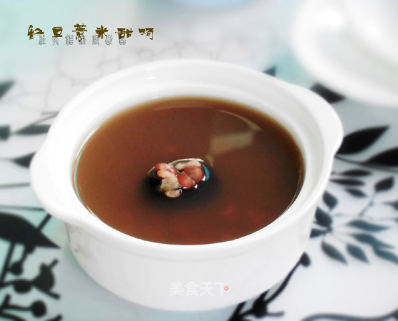 Sweet and Honey Soup--red Bean and Barley Sweet Soup