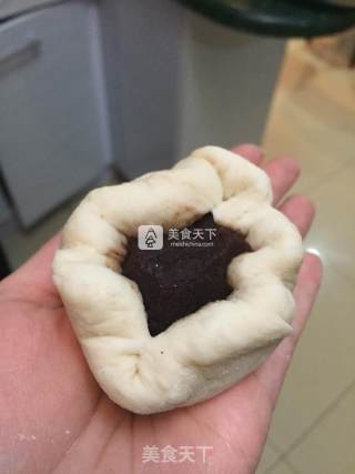 Chinese New Year Fancy Steamed Bun with Bean Paste recipe