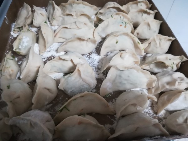 Dumplings Stuffed with Fennel Seedlings and Pork recipe