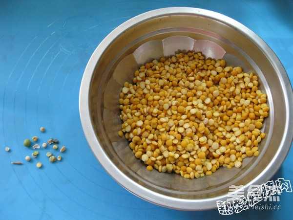 Simple Version of Old Beijing Pea Yellow recipe