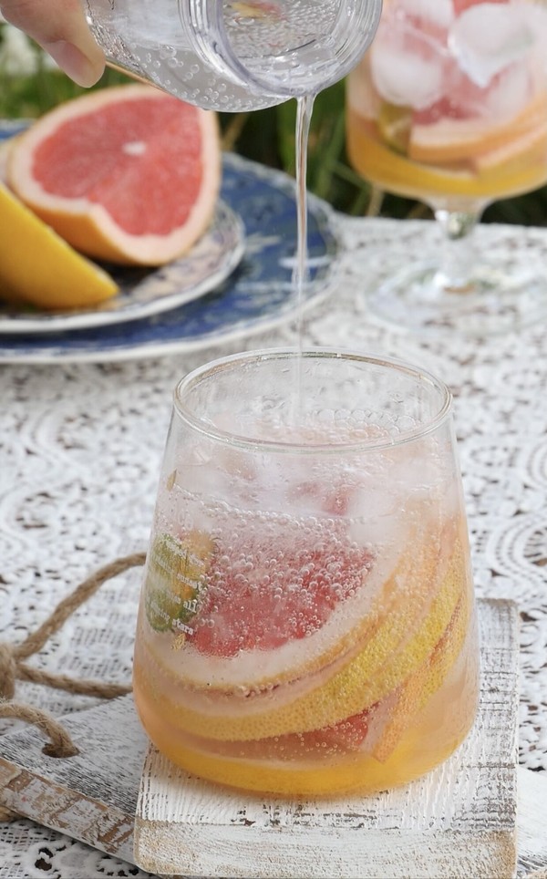 Icy and Pleasant Lemon and Grapefruit Sparkling Water recipe