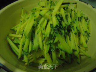 Farm Stir-fried Japanese Gourd Strips recipe