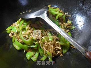 Stir-fried Pork Belly with Bamboo Shoots and Dried Vegetables recipe