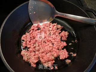 Minced Beef and Green Bean Potherb Mustard recipe