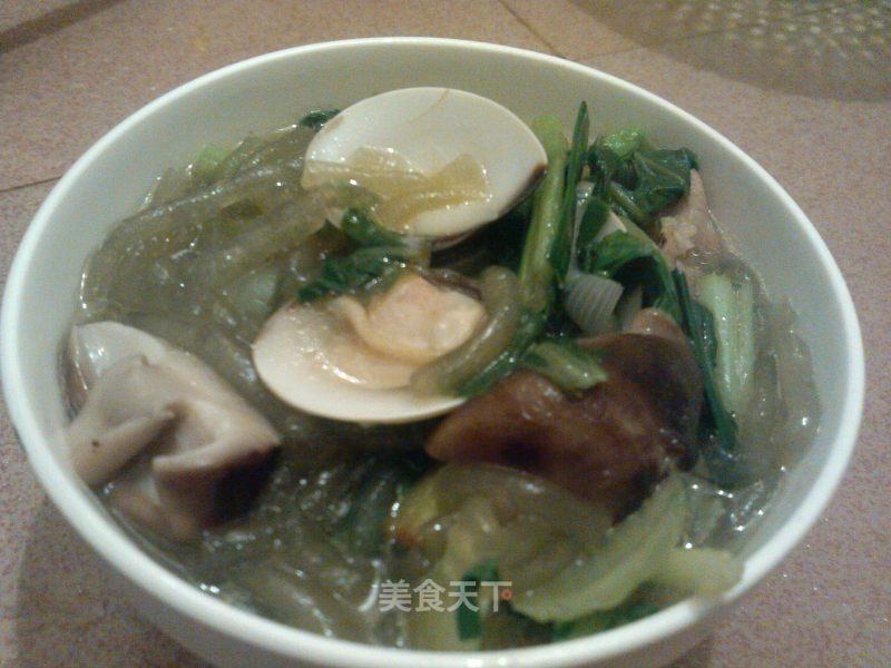 Bone Soup Si Noodles recipe