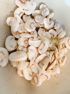 Stir-fried Mushroom Rape recipe