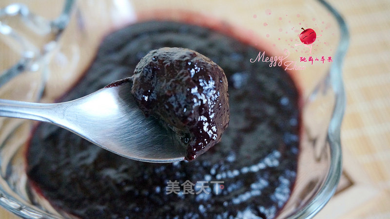 Strawberry Mulberry Sauce recipe