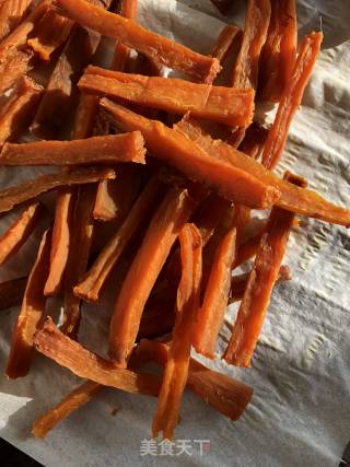 Homemade Snacks Dried Sweet Potatoes recipe