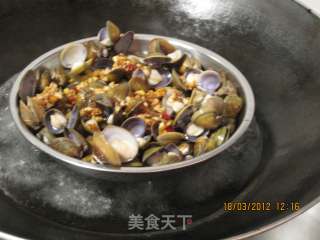 Super Simple Steamed Clams recipe