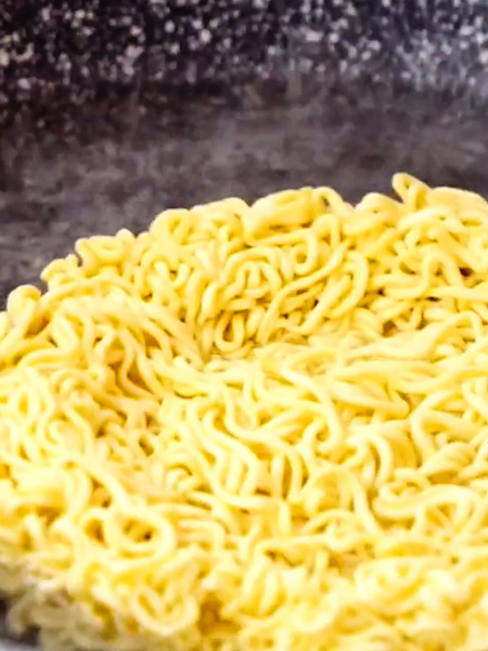 Internet Celebrity Fried Instant Noodles recipe