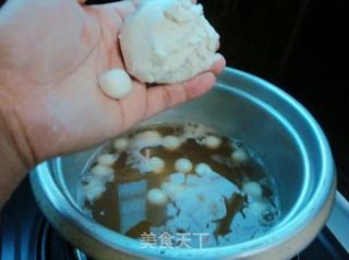 Stuffed Egg Glutinous Rice Balls recipe