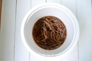 Braised Pork Belly with Dried Beans recipe