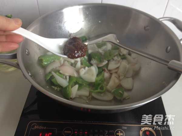 Sauce Fried Cuttlefish recipe